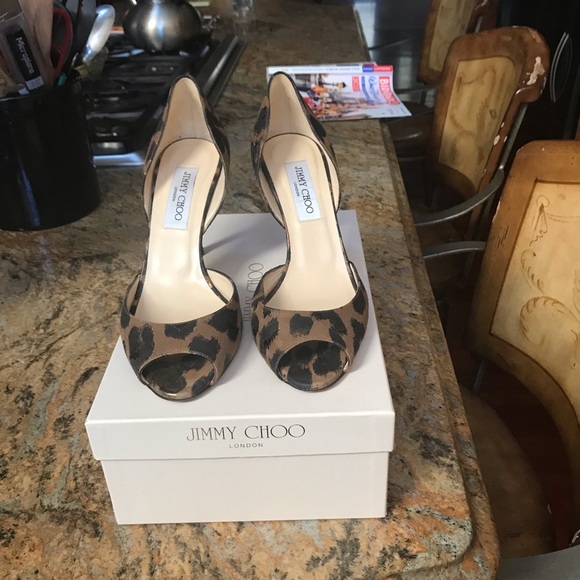 Jimmy Choo peep toe animal print heels 👠 - Picture 2 of 4